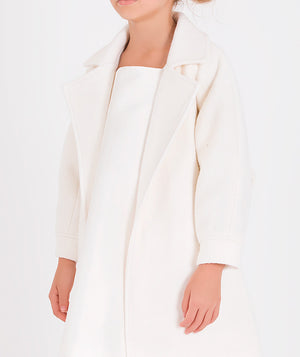 Elegant ivory coat for girls, featuring a structured collar and long sleeves