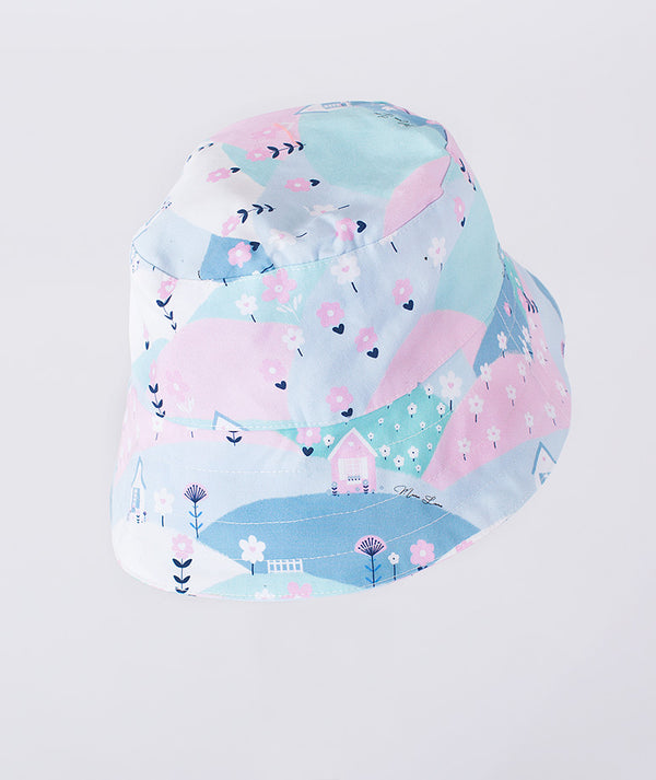 pastel bucket hat
