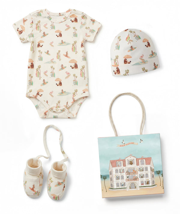 Casa Marisol premium newborn gift set with coordinated essentials, alternate 5
