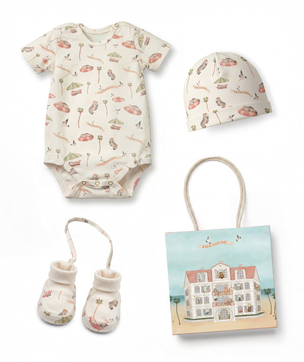 Casa Marisol premium newborn gift set with coordinated essentials, alternate 8