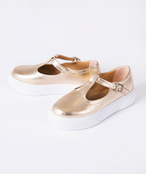 Champagne gold metallic girls Mary Jane shoes with buckle strap and cushioned sole, designed for special occasions, celebrations, school events, and elegant everyday wear, available in kids’ sizes