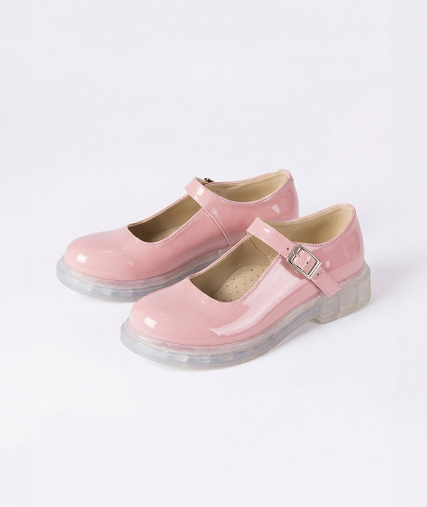 Salmon pink Mary Jane girls shoes by Mama Luma, elegant children’s footwear for birthdays, parties and special occasions.