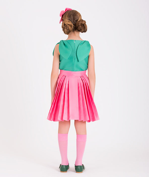 mint blouse and pink skirt