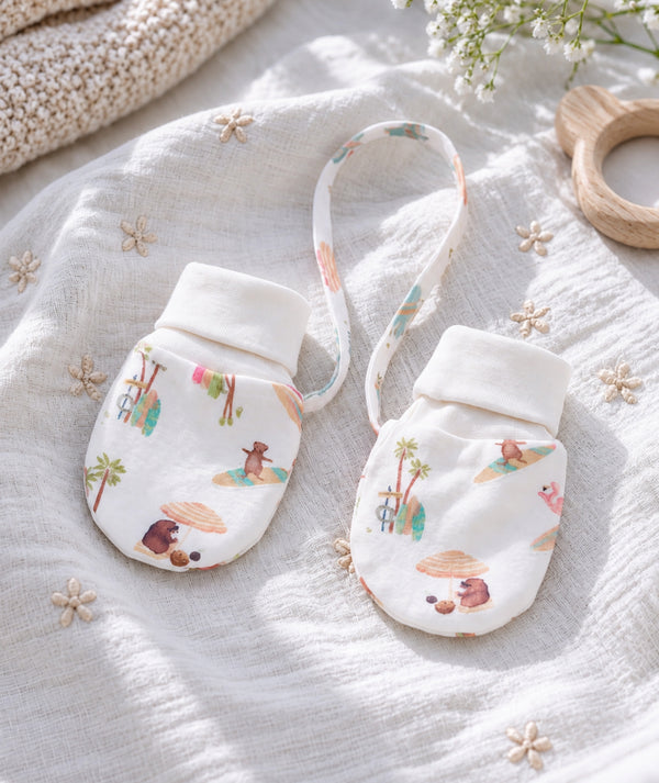Baby mittens for newborn outfits, product view two.